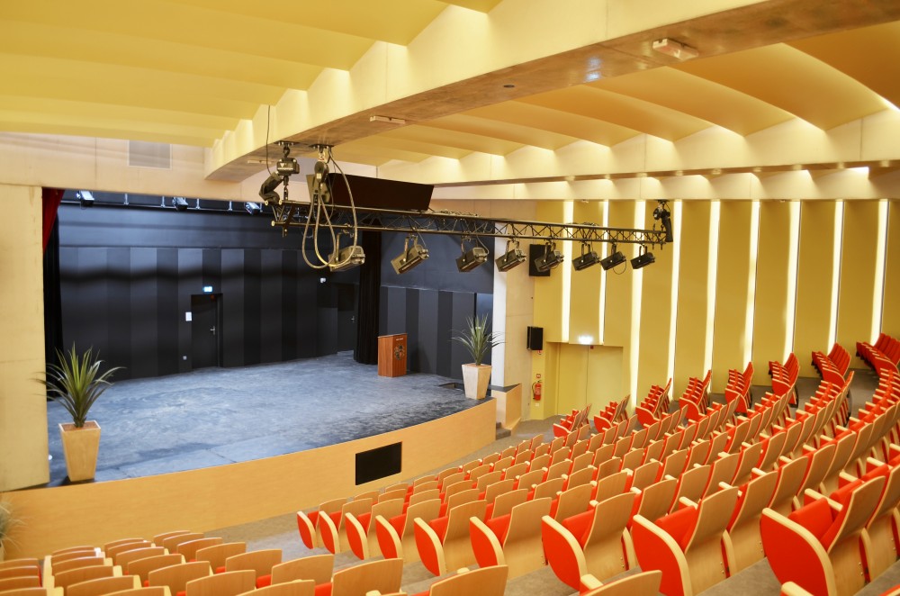 Régie générale pour Cresco, centre culturel de Saint-Mandé